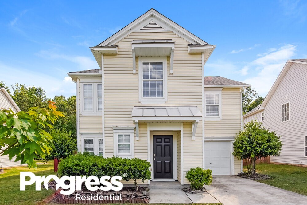 Primary Photo - 2613 Quarry Ridge Ln