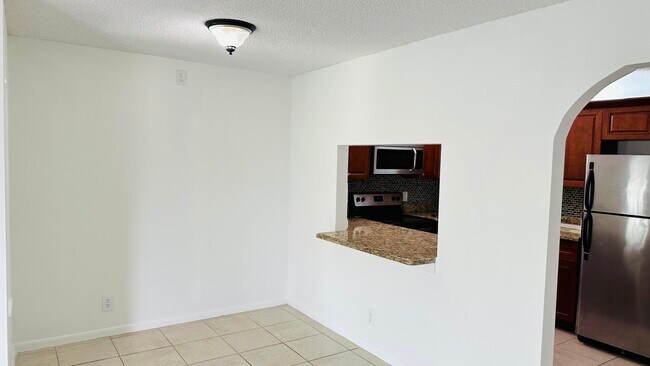 Foto del edificio - 1006 Green Pine Blvd
