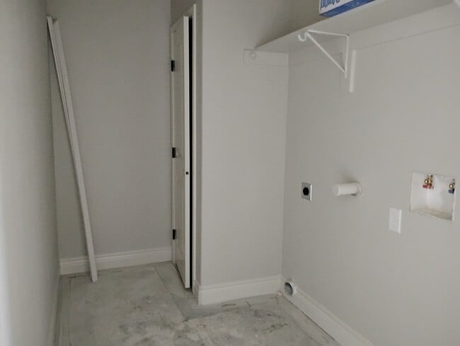 Building Photo - 1006 Wooded Holw Ct
