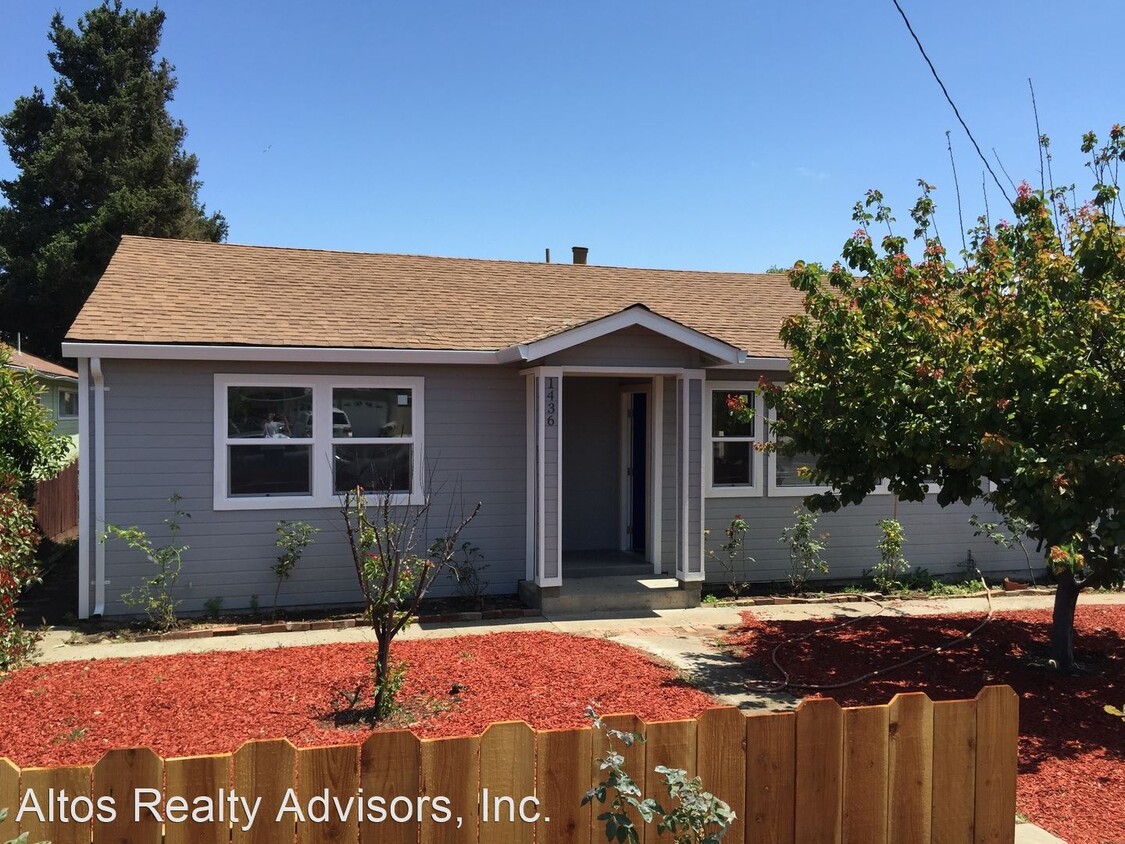 Primary Photo - 3 br, 2 bath House - 1436 S. Wolfe Road
