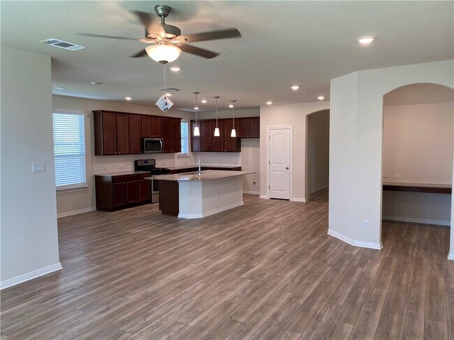 Building Photo - 3421 Charade Dr