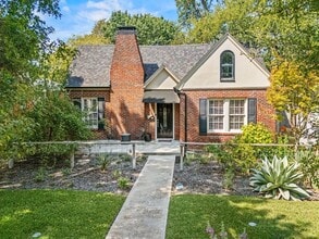 Building Photo - 1007 N Windomere Ave