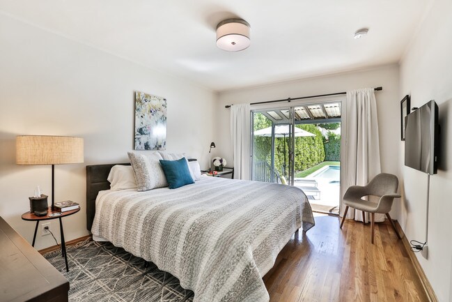 Master Bedroom - 744 N Martel Ave