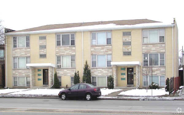 Foto principal - 2737-2741 W 87th St