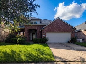 Building Photo - 6026 Oxford Lake Dr