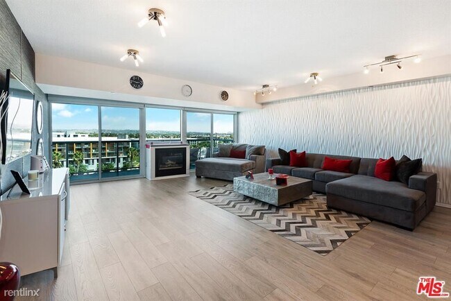 Foto del edificio - 2 br, 3 bath Condo - 13600 Marina Pointe D...