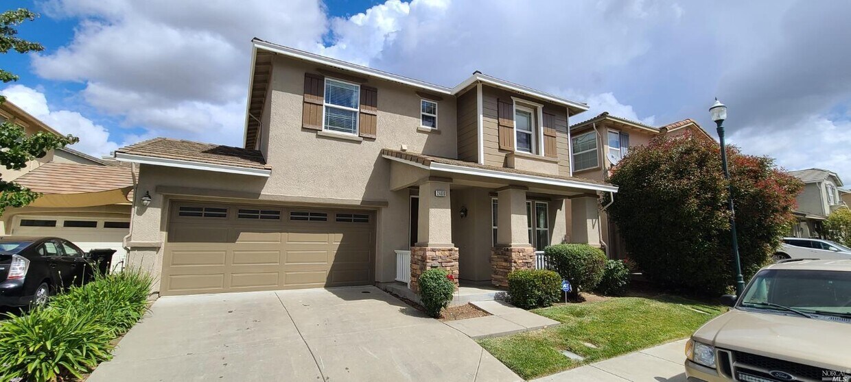 Primary Photo - 2400 Hanson Dr