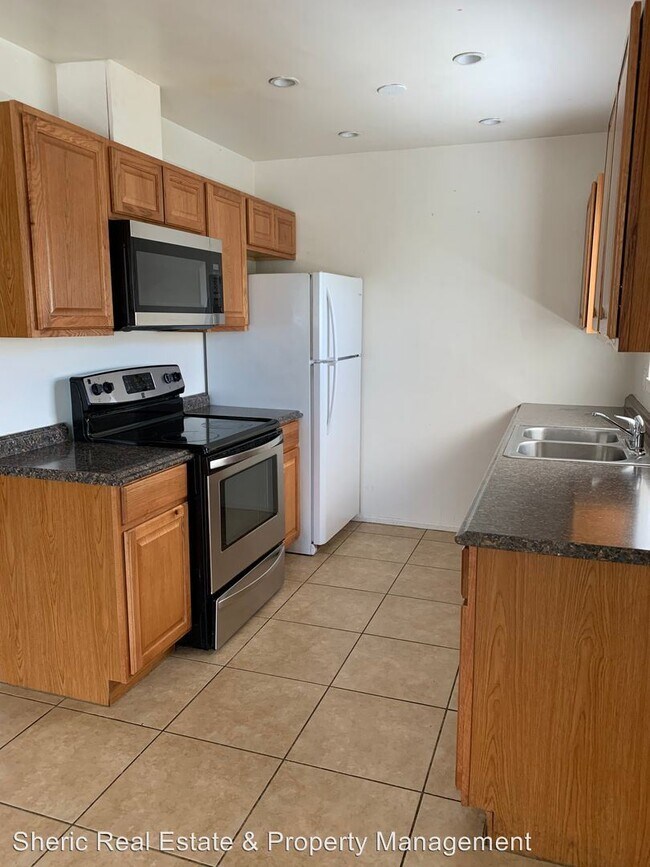 Building Photo - 2 br, 1 bath House - 7092 Tamarisk Avenue