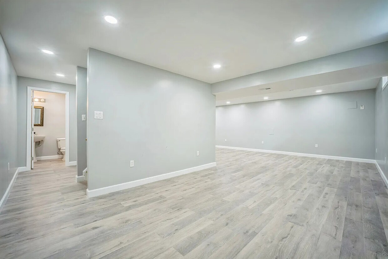 Foto del edificio - 43168 Wintergrove Dr