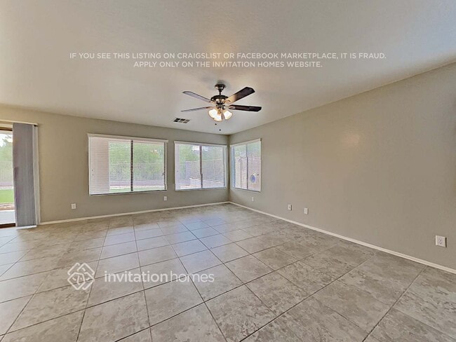 Foto del edificio - 27424 N 63rd Dr