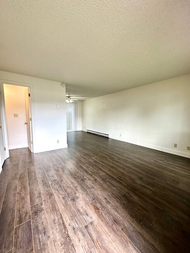 Foto del edificio - 1632 SW Lava Ave
