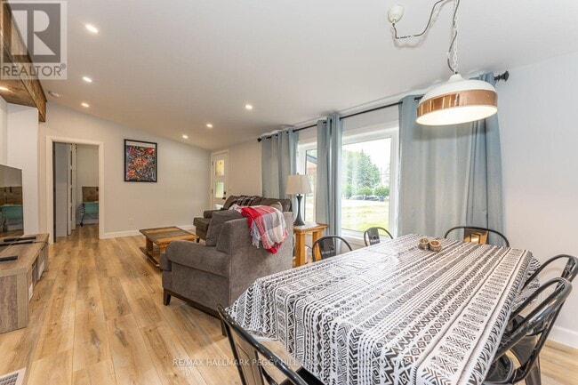 Building Photo - 3566 Bayou Rd