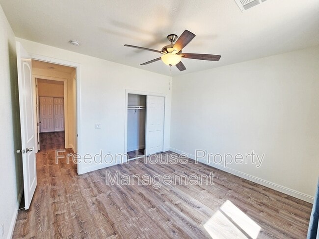 Foto del edificio - 6660 Stubblefield Dr
