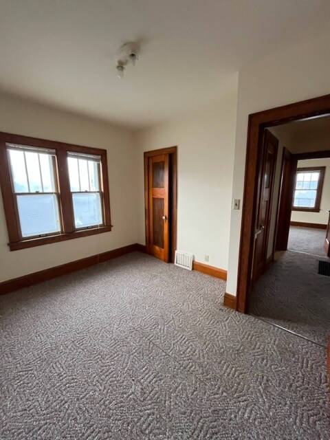 Foto del edificio - 2406 Olive St