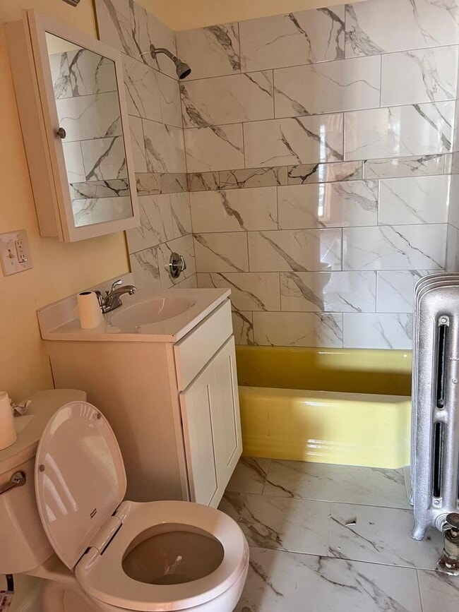 Photo - 72-74 Maple St Apartment