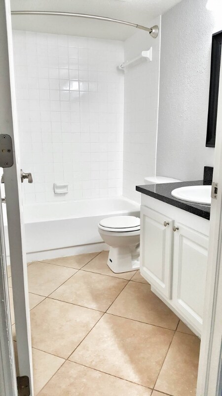 Foto del edificio - 9847 Seminole Blvd