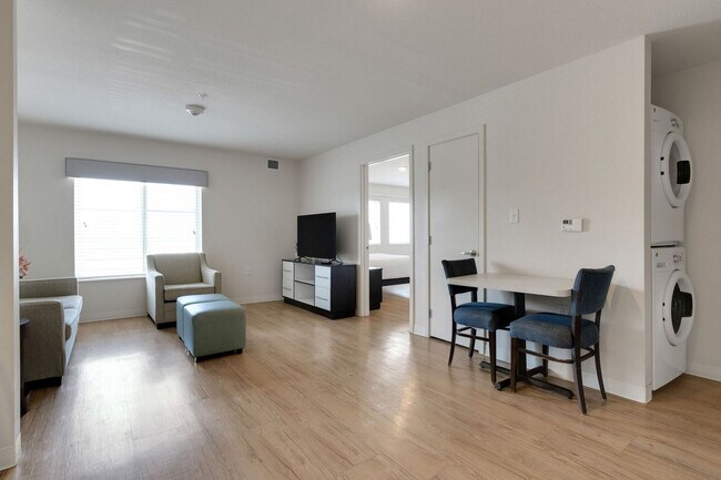 Foto del edificio - 5423 N Loop 1604 W