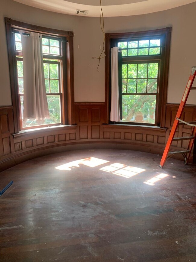 Foto del edificio - 13 Strathmore Rd