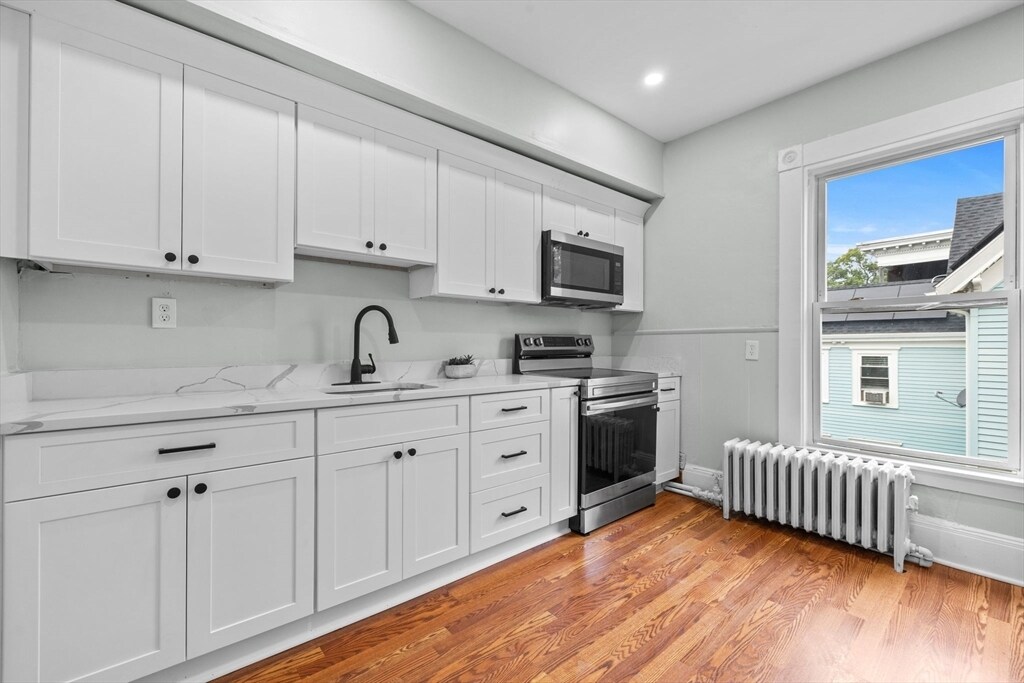 Primary Photo - 48 Hamilton Ave