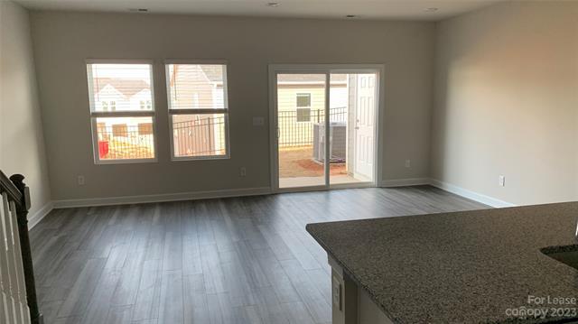Foto del edificio - 3950 Shider Ln