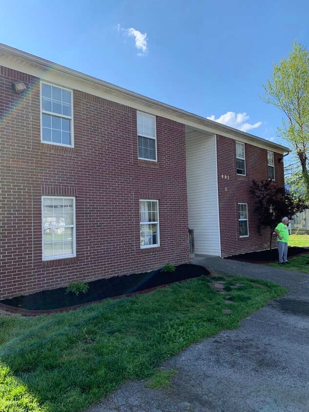 491 Raymond Road, Shepherdsville, KY 40165 Apartments Shepherdsville