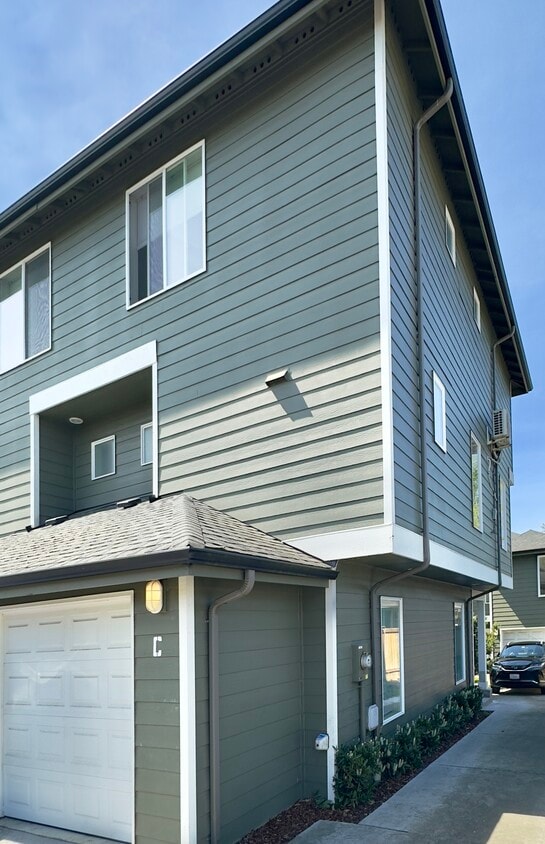 Primary Photo - 3317 Wetmore Ave