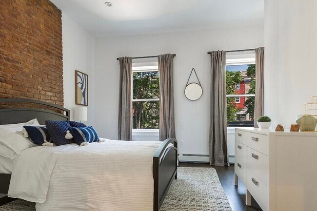 Foto del edificio - 224 8th St
