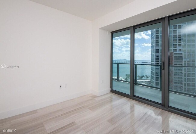 Building Photo - 2 br, 2.5 bath  - 1451 Brickell Ave Unit 1403