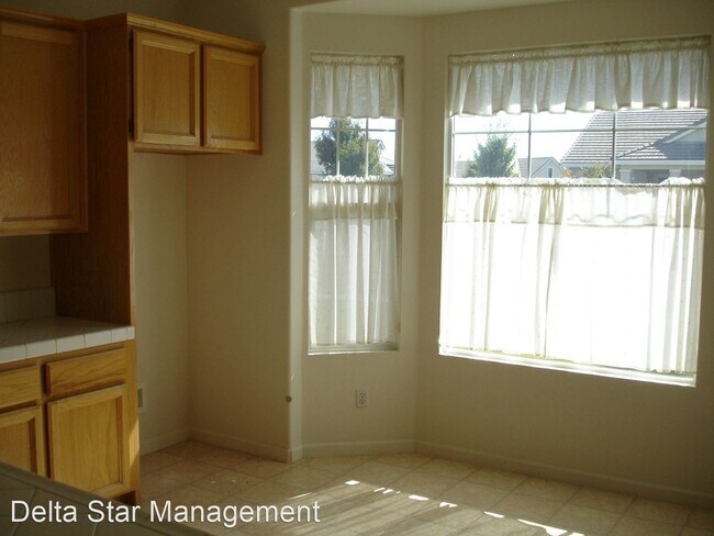 Foto del edificio - 3 br, 2 bath House - 1968 SAN DIEGO CIRCLE