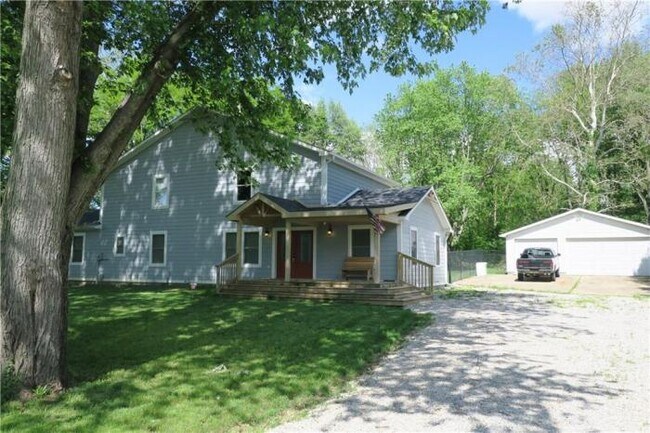 Building Photo - 3 bedroom in Indianapolis IN 46259