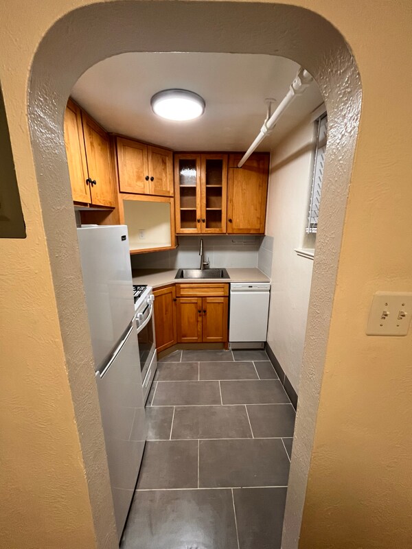 Foto del edificio - 1140 N Marion St