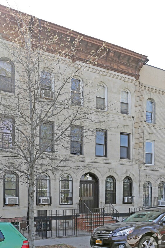 Primary Photo - 280 Suydam St