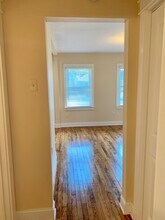 Building Photo - 9540 Stroelitz St