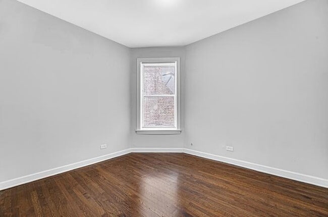 Building Photo - 6111 S Eberhart Ave