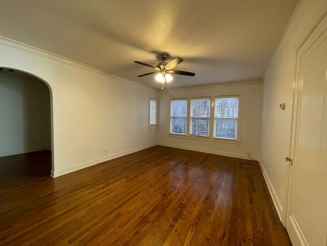 Foto del interior - 4000 Hawthorne Avenue