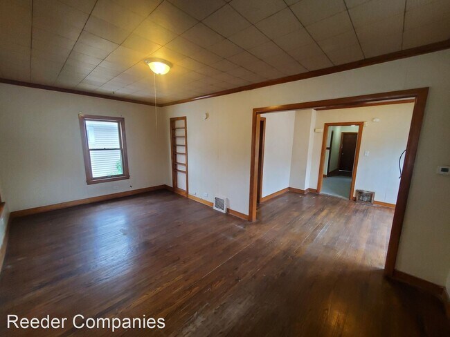 Building Photo - 3 br, 1 bath House - 547 Cherry Street