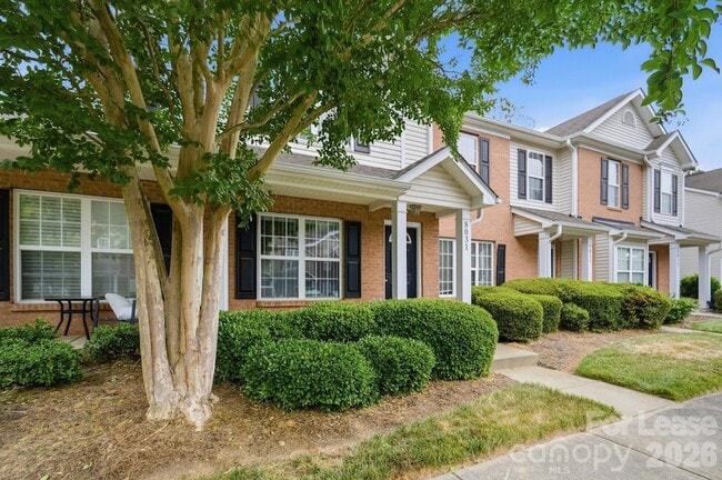 Foto del edificio - 8031 Stoneham Ct