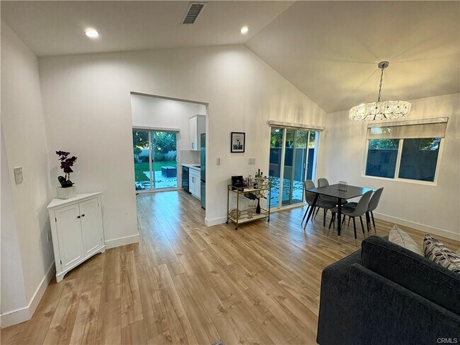 Foto del edificio - 502 N Avon St