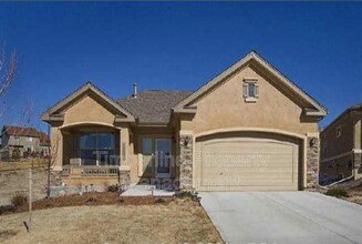 Building Photo - 15581 Lacuna Dr