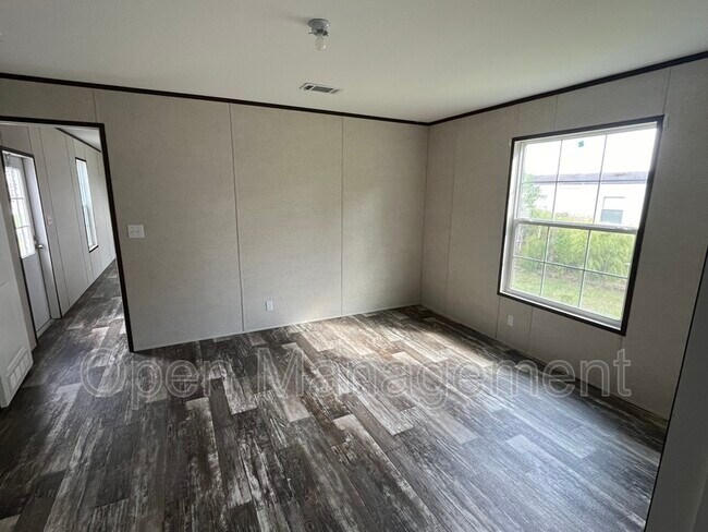 Building Photo - 17481 Orange Grove Rd