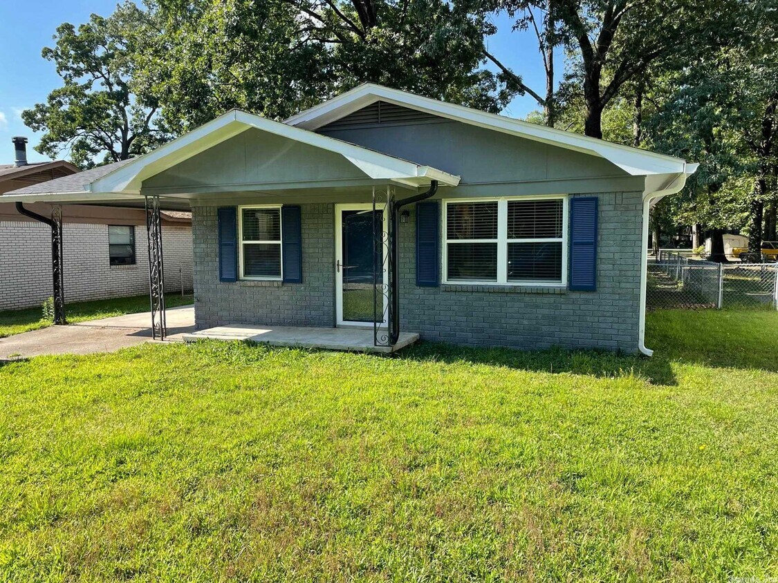 Foto principal - 406 SE 1st St