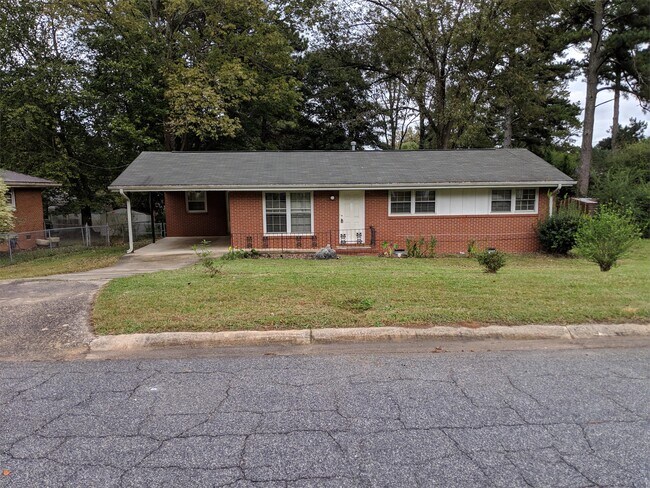 Building Photo - 6566 Allatoona Rd