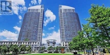 Building Photo - 36-2136 Lee Centre Dr