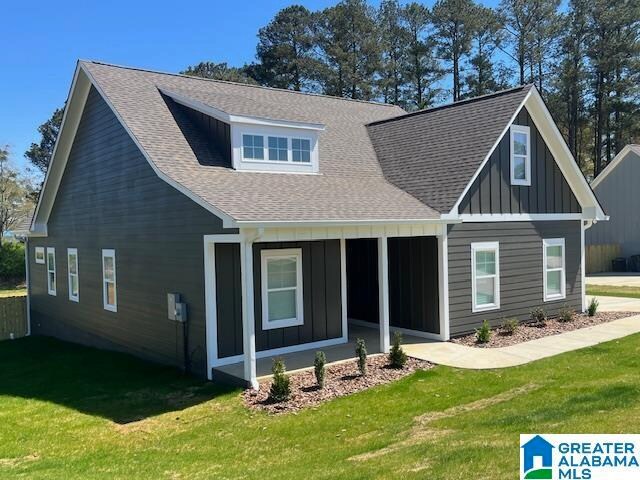 Building Photo - 290 Easonville Park Dr
