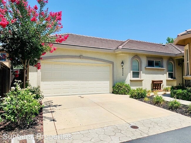 Building Photo - 2 br, 2 bath House - 6114 Via Presidio
