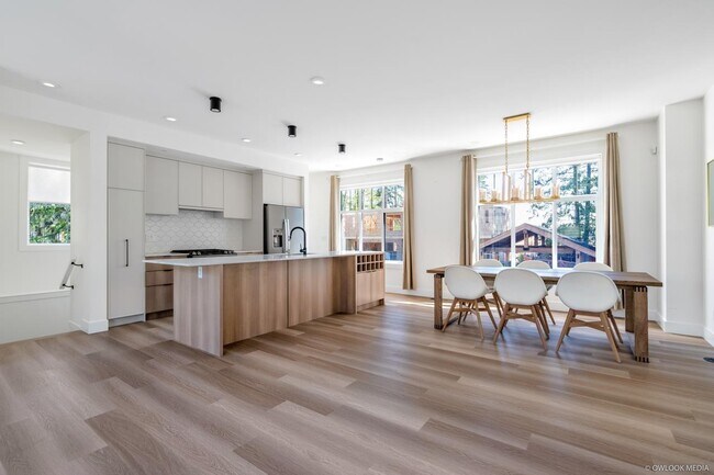 Photo du bâtiment - 2350 165 St