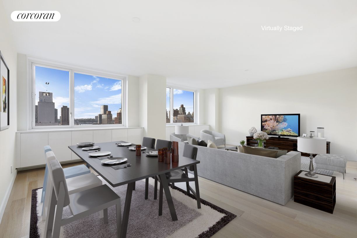 Foto principal - 301 W 53rd St