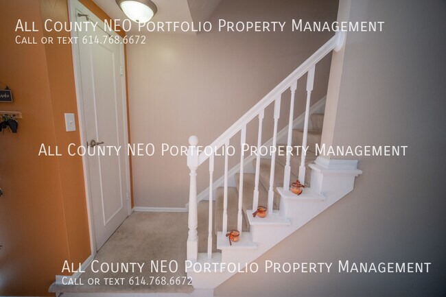 Building Photo - 2588 Scioto View Ln
