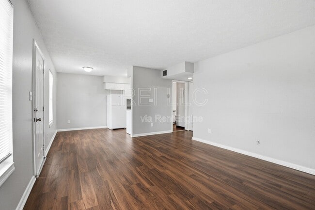 Photo - 160 W Blue Lick Rd Apartment