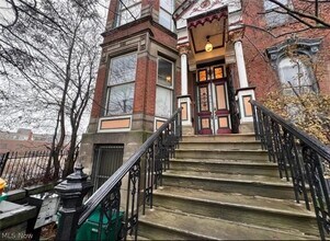 Building Photo - 3645 Prospect Ave E